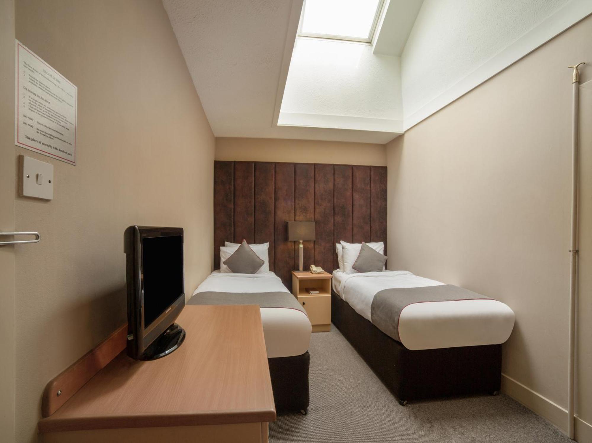 Brentwood Aberdeen City Centre Extérieur photo